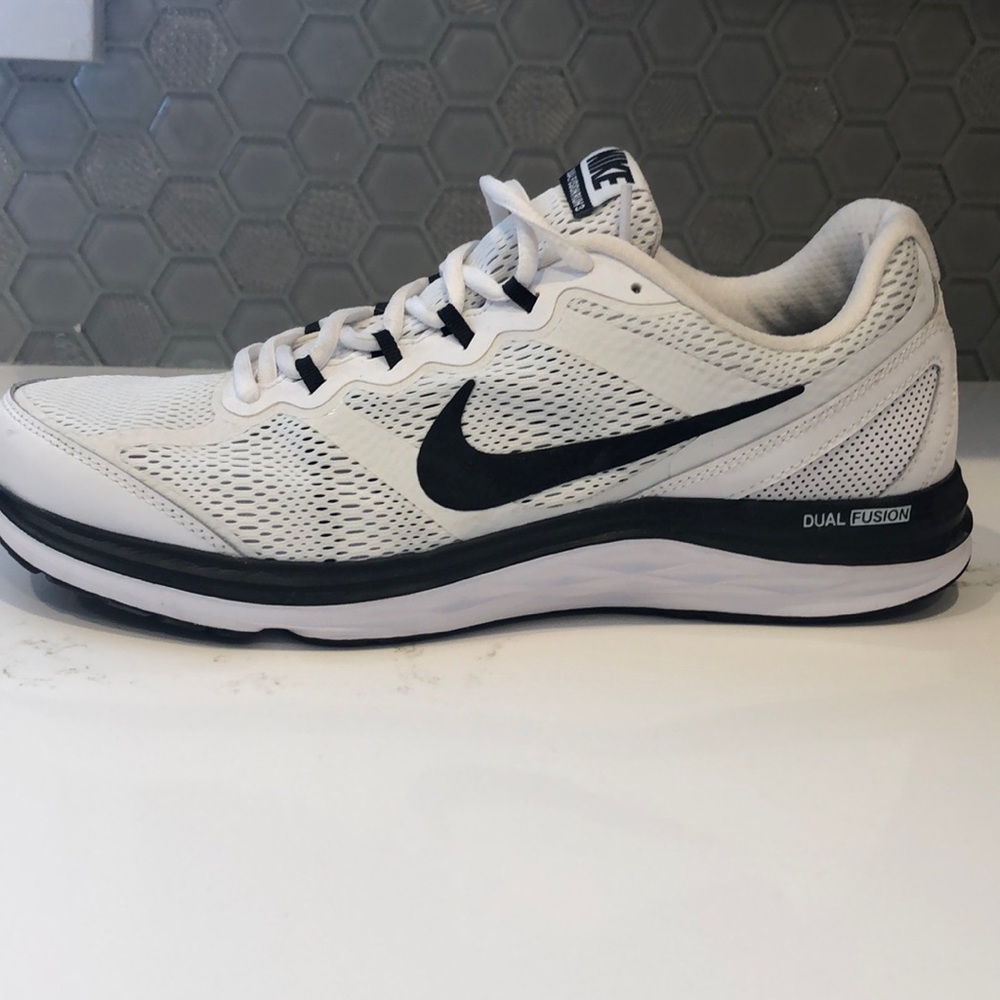 Nike Dual Fusion Run 3